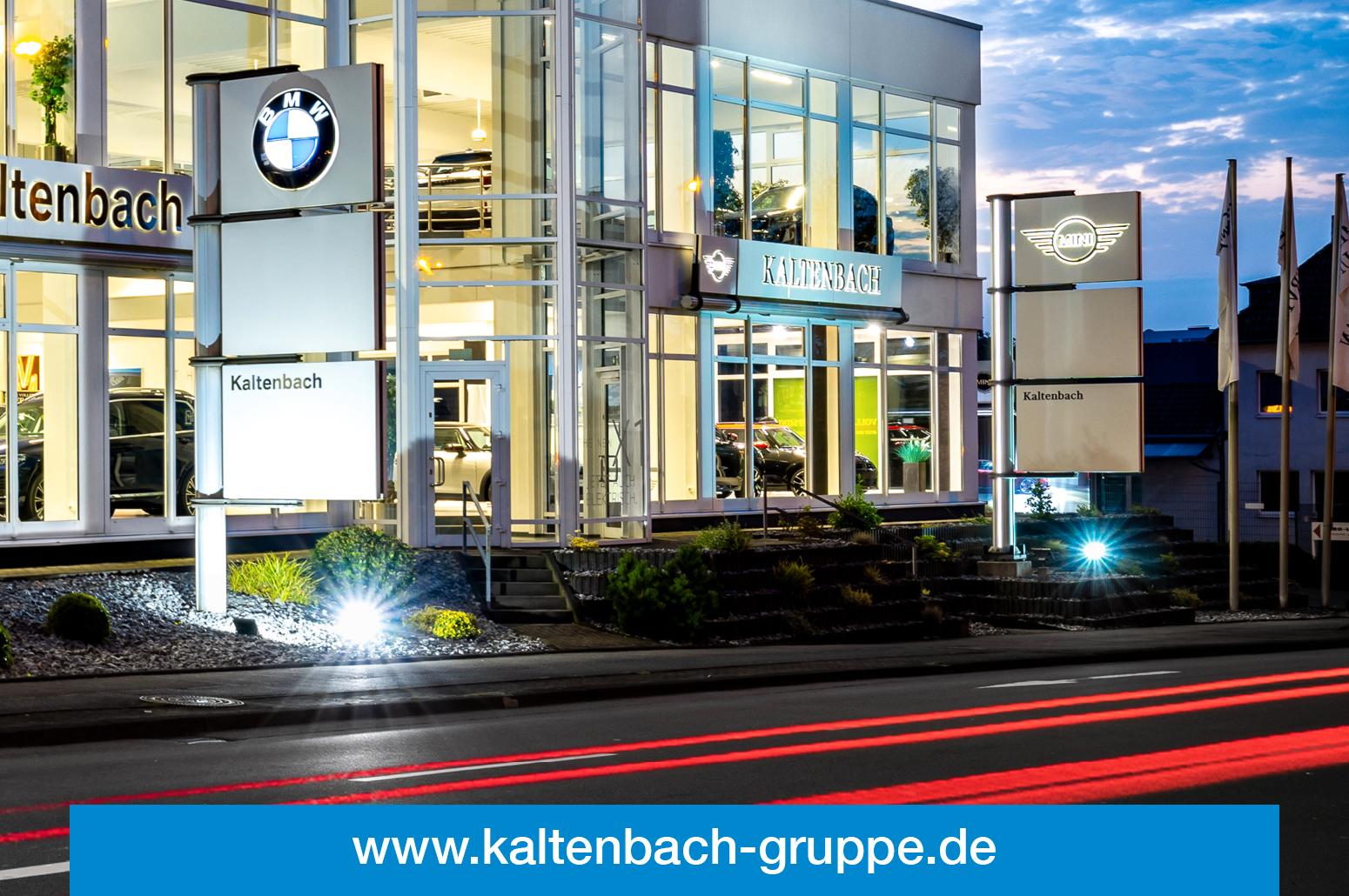 showroom-image-bottom