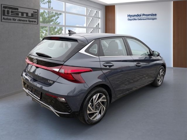 Fahrzeugabbildung Hyundai i20 Advanced 1.0 T-GDI +CARPLAY+TEMPOMAT+SHZ+RFK