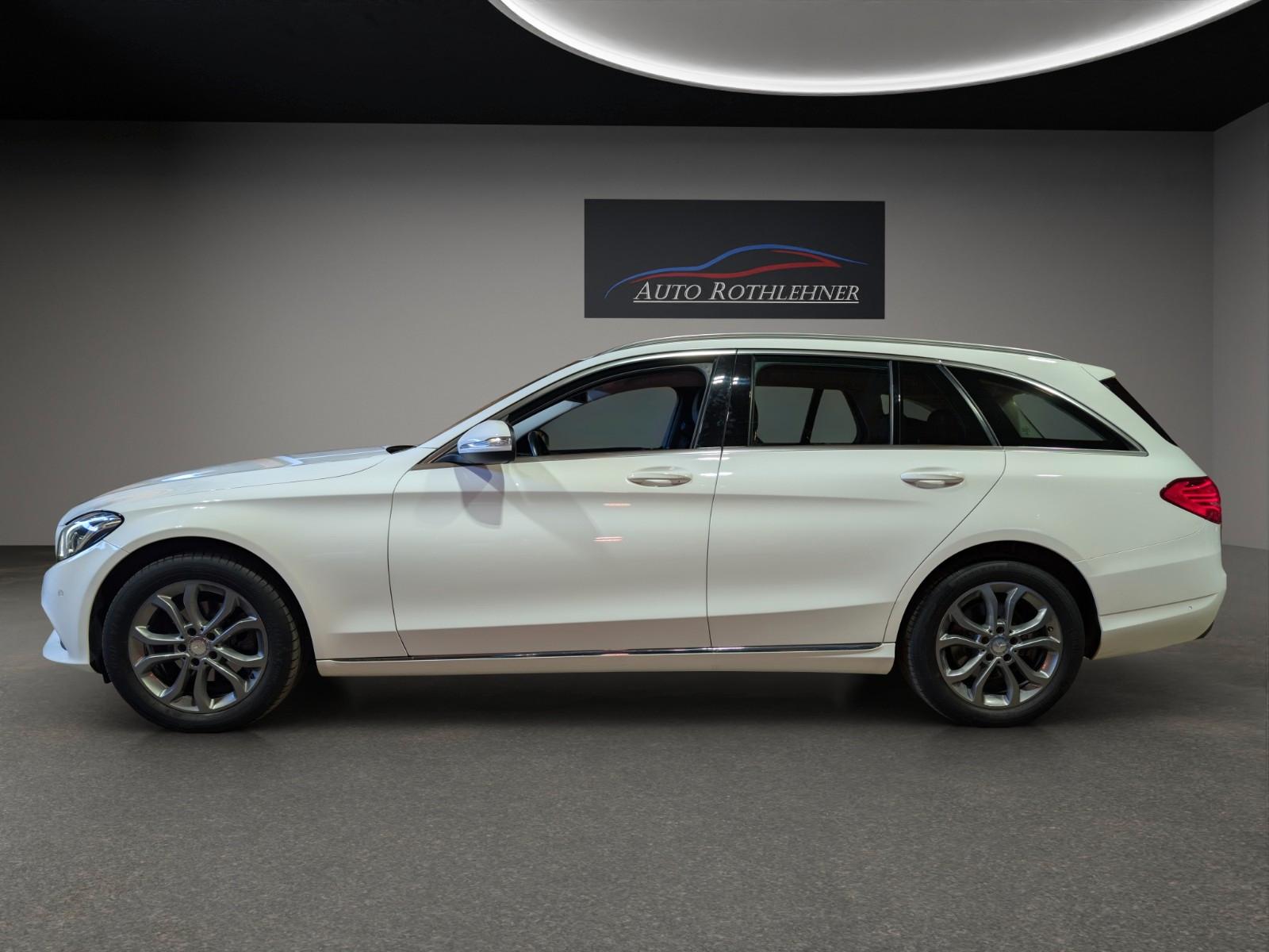 Mercedes-Benz C 180T CGI*AUT*LED*AHK*Service neu*Garantie