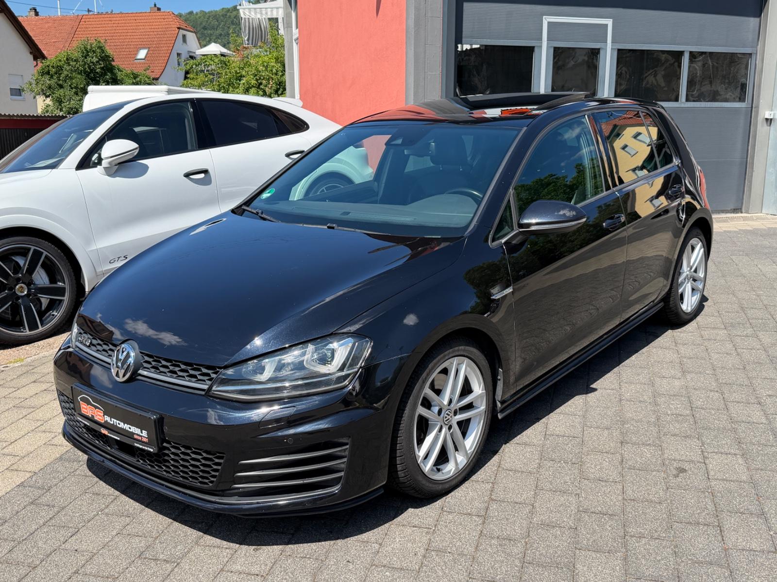 Volkswagen Golf VII Lim. GTD BMT*PANO*NAVI*LEDER*XENON*
