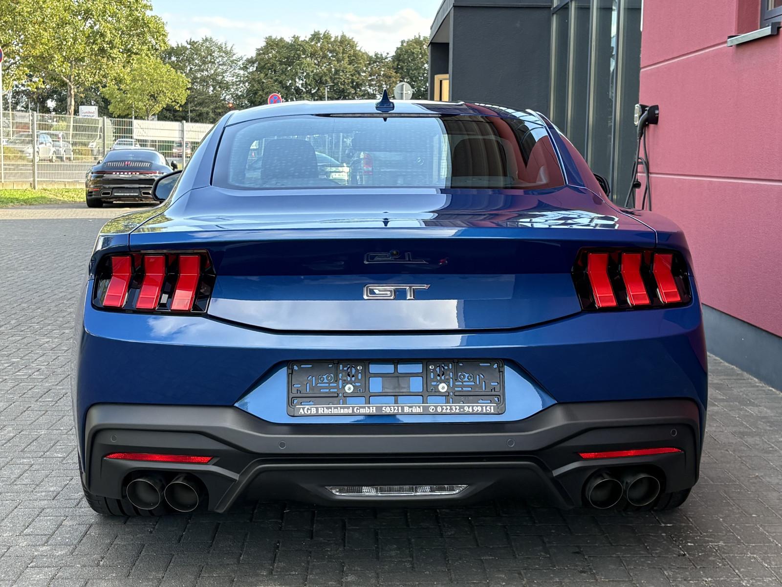 Ford MUSTANG GT 5.0 V8 COUPE NEUES MODELL NUR 3.332KM