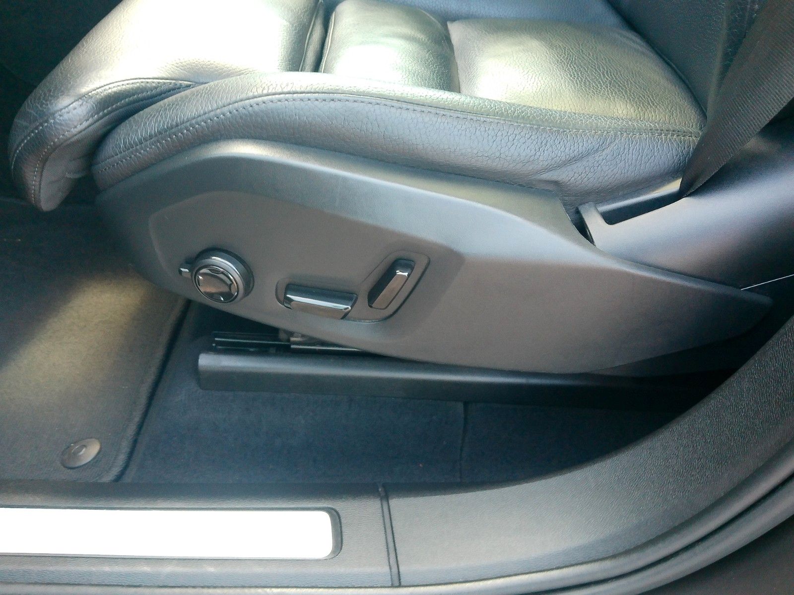 Volvo XC 60 Inscription Led Pano H&K Keyless foto 16