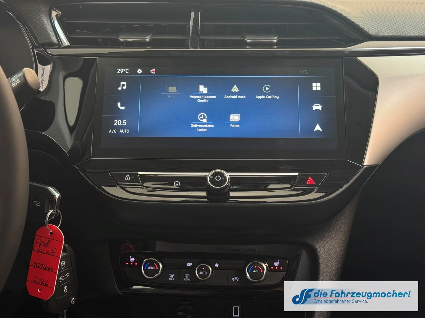 Fahrzeugabbildung Opel Corsa-e F e Edition Digitales Cockpit LED Apple