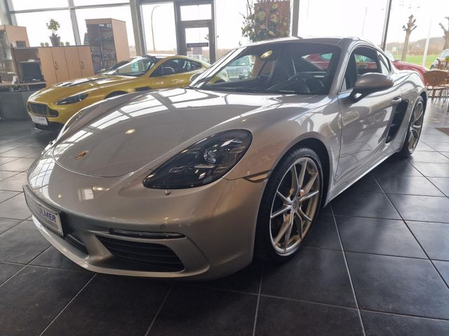 Porsche Cayman 718 PDK