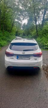 Hyundai Hyndai i40 1.7 CRDI 104kw - Hyundai i10 mit Diesel-Antrieb