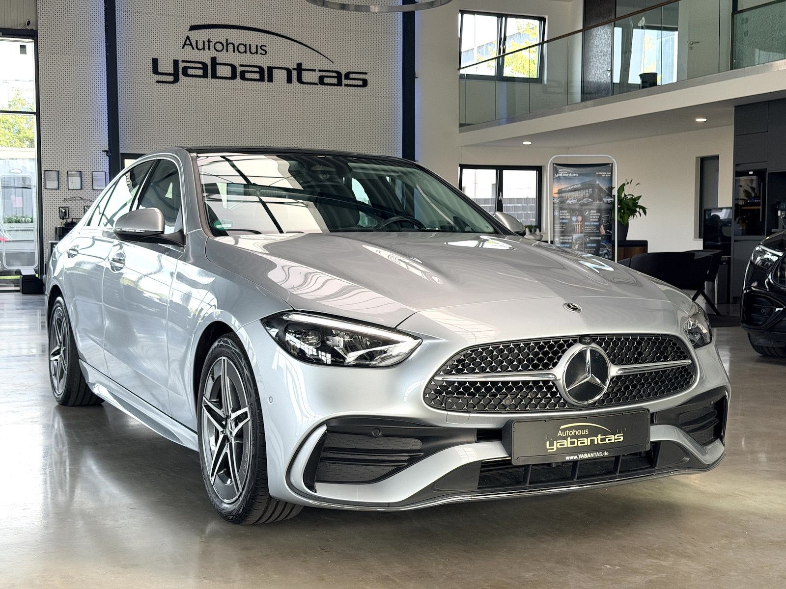 Mercedes-Benz C 220 d AMG Pano Kamera Distronic Memory MBUX KE foto 3