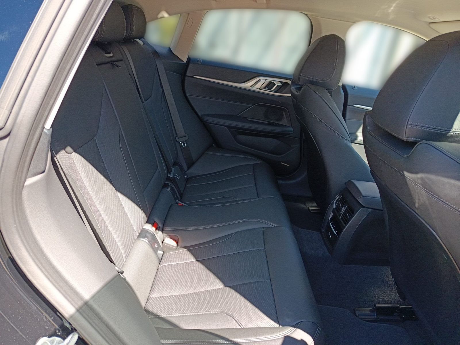 BMW i4 - Bild 20