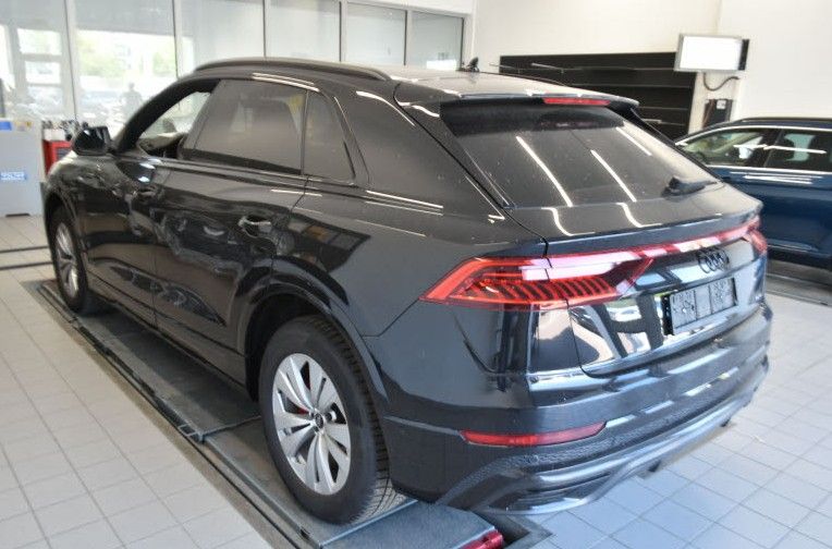Audi Q8 50 TDI qu S line competition+ ALLRADL. S-SITZ imagem 2