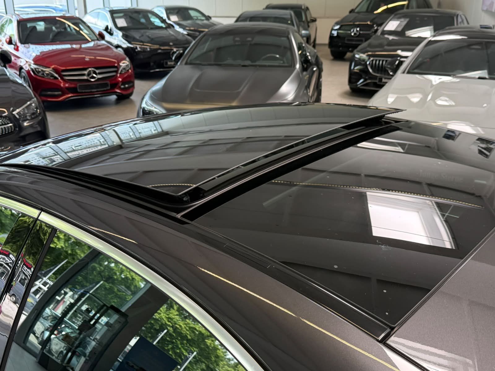 Mercedes-Benz E 220 d AVANTGARDE ADV. PANO 19 DISTR TOTW foto 4