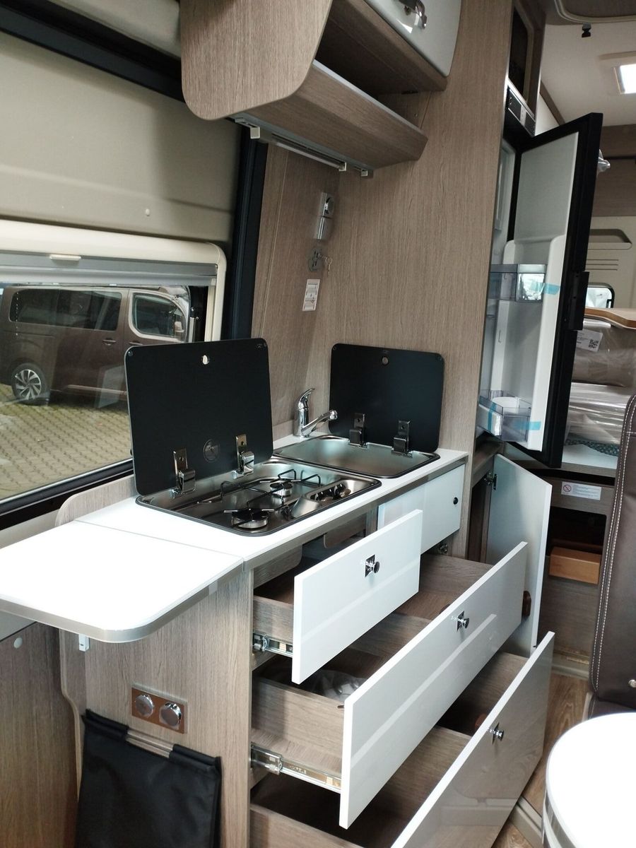 Fahrzeugabbildung Pössl Roadcruiser Revolution Citroen Premium, 180 PS