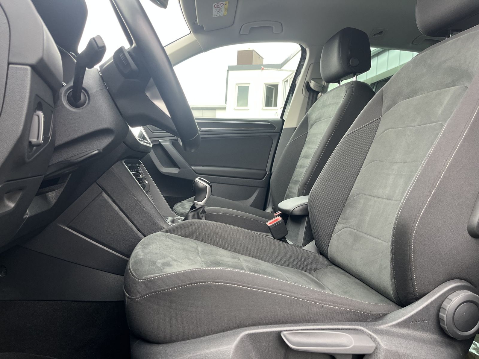 Volkswagen Tiguan 1.4 TSI e-Hybrid Elegance 156€ m.20% Anz. foto 13