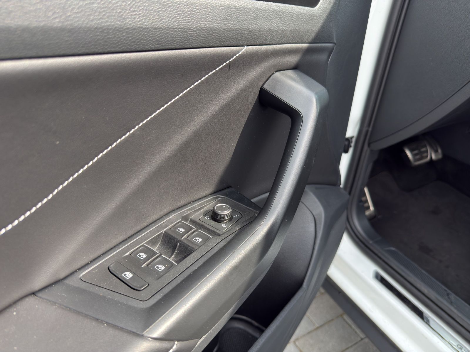 Volkswagen T-Roc - Bild 17