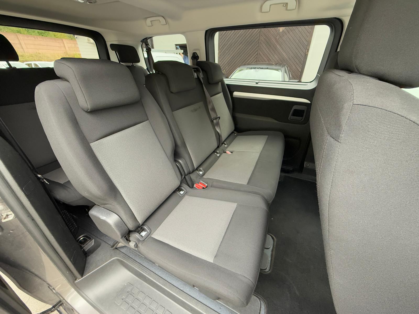 PEUGEOT TRAVELLER BUSINESS L2 /8 PLACES / PREMIERE MAIN  / / ATTELAGE | 150 ch | BVM