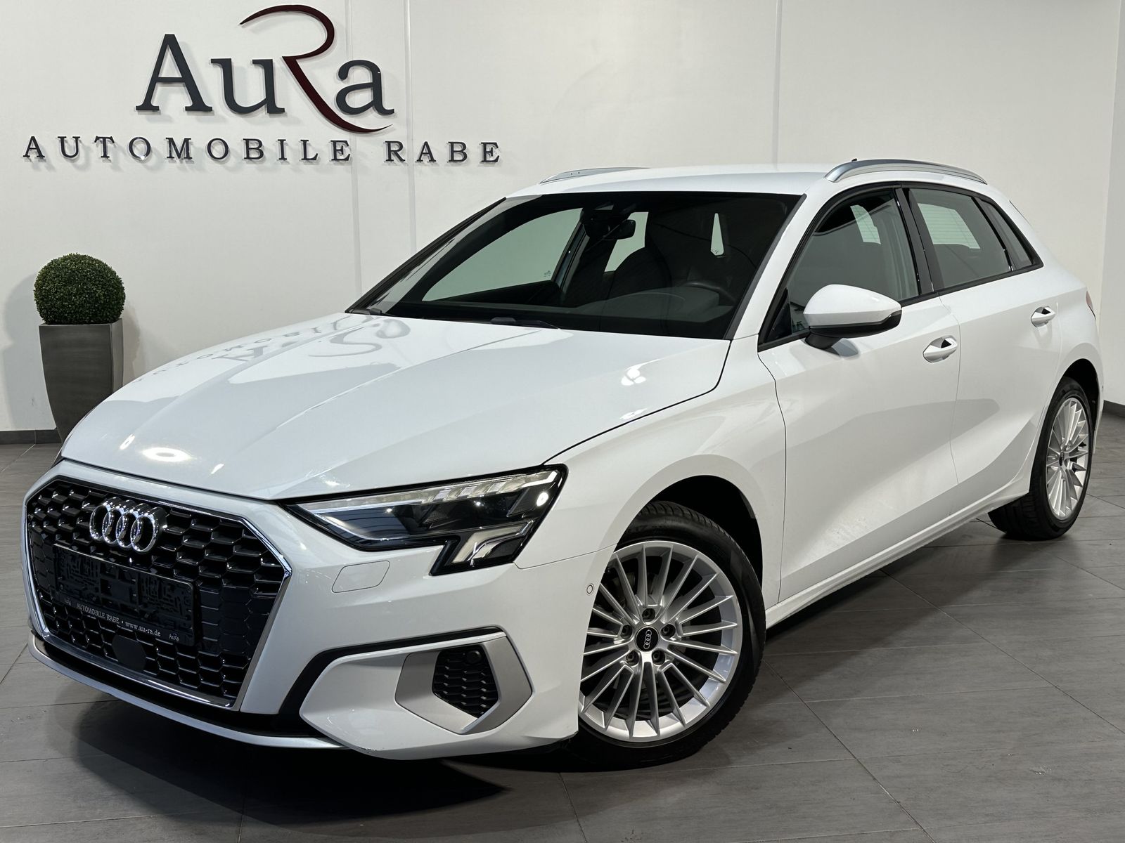 Fahrzeugabbildung Audi A3 SpT 35 TDI Advanced NAV+LED+VC+CARPLAY+1HD+PP