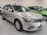 Kia Ceed Sportswagon 1.6 CRDi VGT 90CV LX - gebrauchte Kia cee'd / Ceed aus dem Jahr 2011