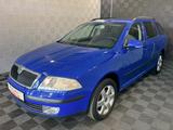 Skoda Octavia Combi 4X4*ELEGANCE*PDC H.-KLIMA-TEMP-15" - Skoda Octavia aus 2007: Kombi