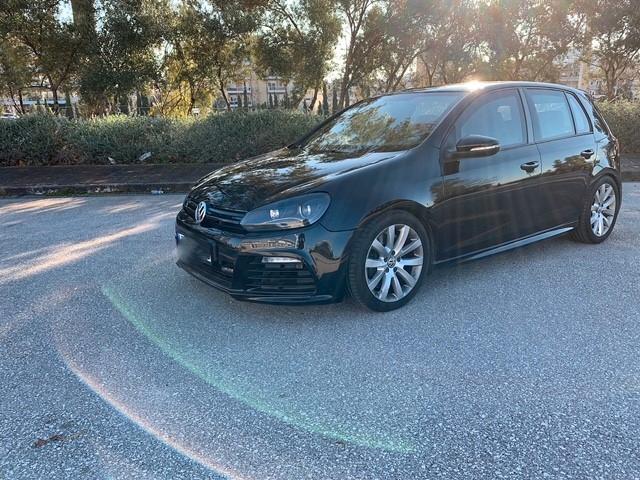 Volkswagen Golf VI R 4Motion armoured B4