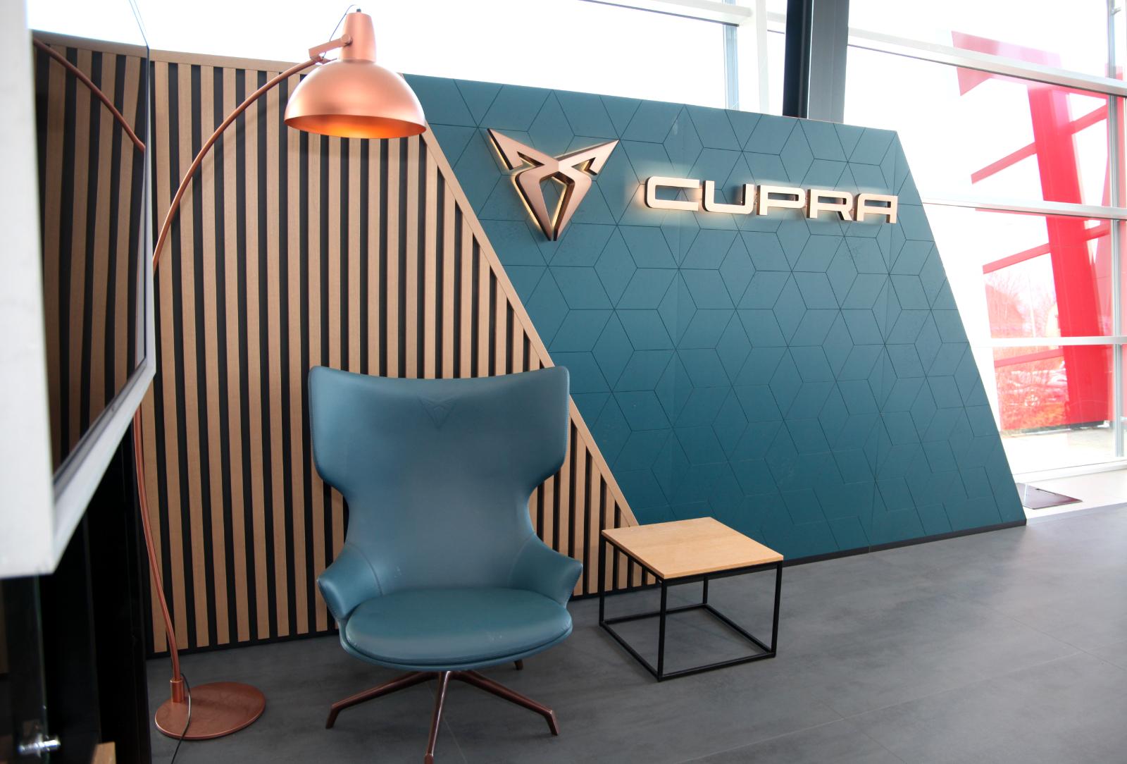 showroom-image-top