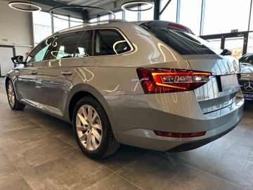 MYAUTOCENTER – Gebraucht- und Jahreswagen mit Werkstattservice in Pfaffenhofen Skoda Superb Combi Style *Bi Xenon*Klima*ACC*