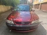 Opel Vectra B 1,6 Benzin - Opel Vectra: B V6