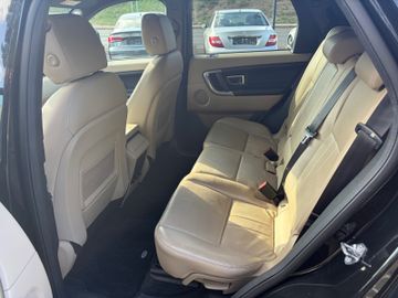 Land-Rover Discovery - 12