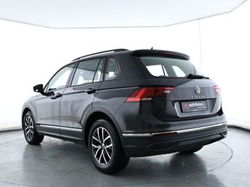 Volkswagen Tiguan - 4