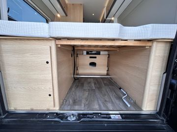 Sunlight Cliff X 600 Dieselhzg. AHK 17 Zoll DELTA Kamera