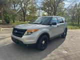 Ford Explorer V6 Police Interceptor Utility 3,7 L 4x4 - Ford Explorer mit Benzin-Antrieb