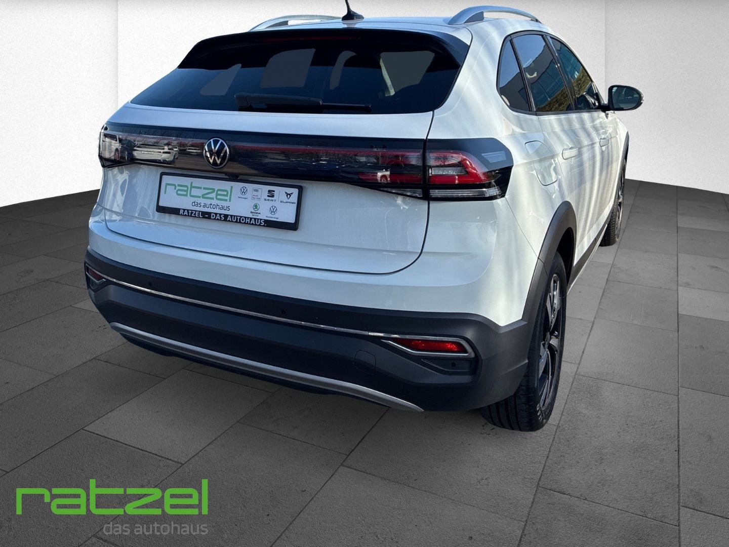 Fahrzeugabbildung Volkswagen Taigo Style 1.0 TSI DSG AHK-abnehmbar Navi Rückf