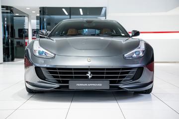 صورة 3 لـ 2018 Ferrari GTC4LUSSO