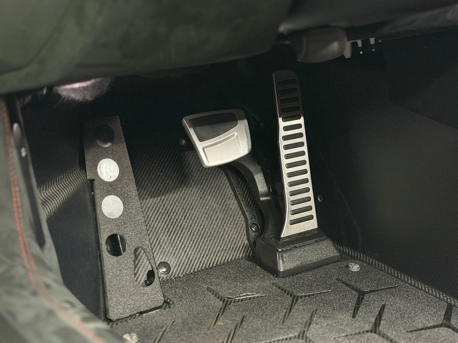 Fahrzeugabbildung Lamborghini Aventador SVJ | FULL CARBON|LIFT|SENSONUM|PPF|