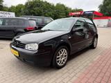 Volkswagen Golf IV  LEDER SHZ AHK ZV - Volkswagen Golf aus 2001: Iv