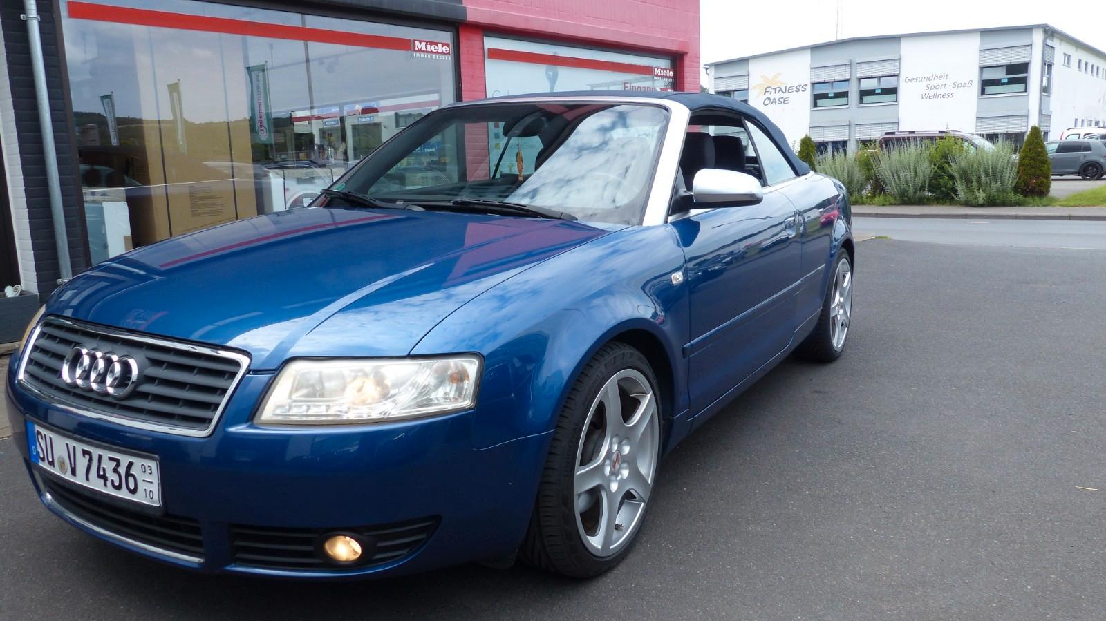 Audi A4 2.4 V6  Cabriolet.SCHALTER.ALU .SHZ. AHK CD.