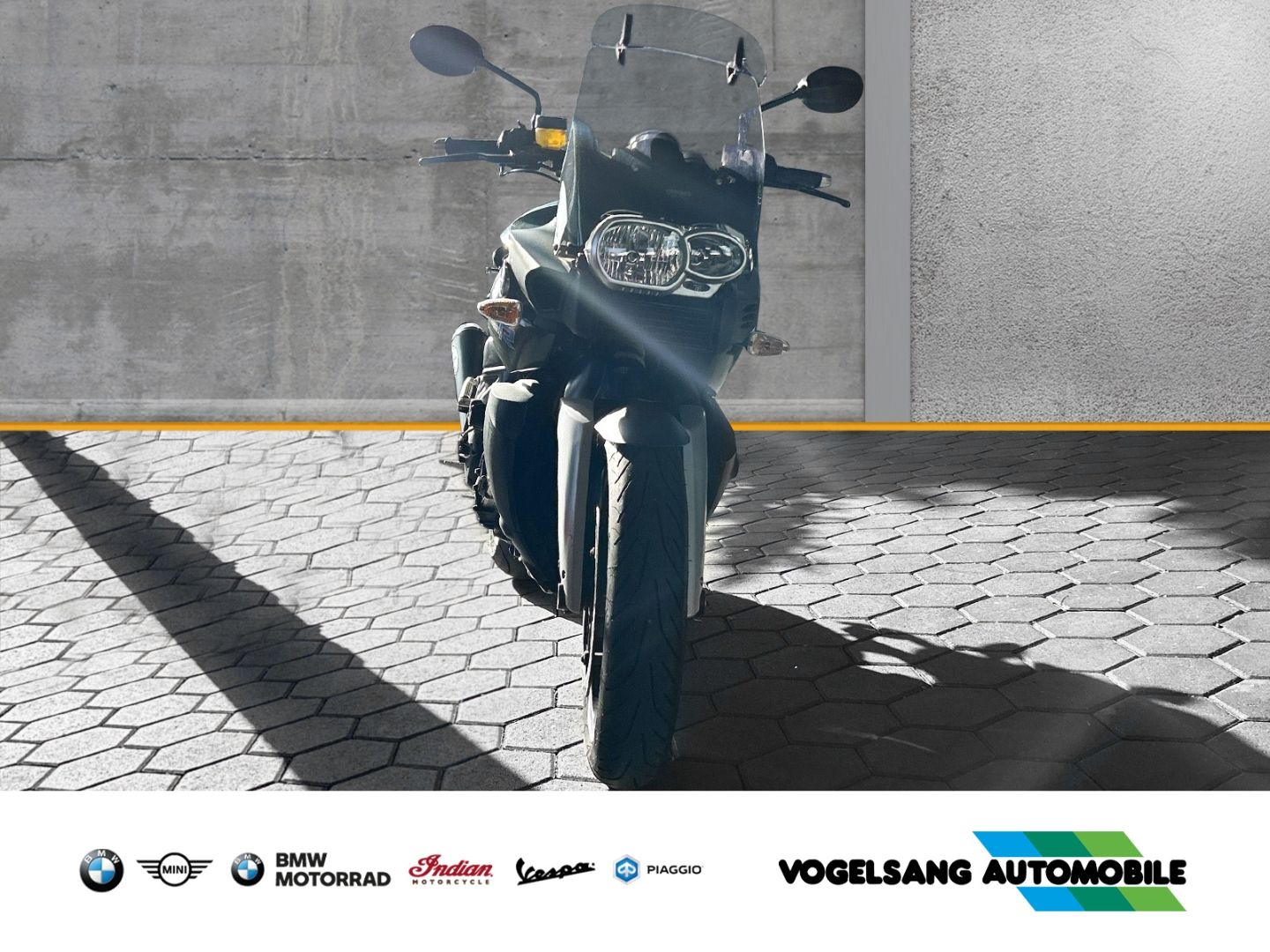 Fahrzeugabbildung BMW K 1200 R Sportrad, Heizgriffe, Blinker weiss, In