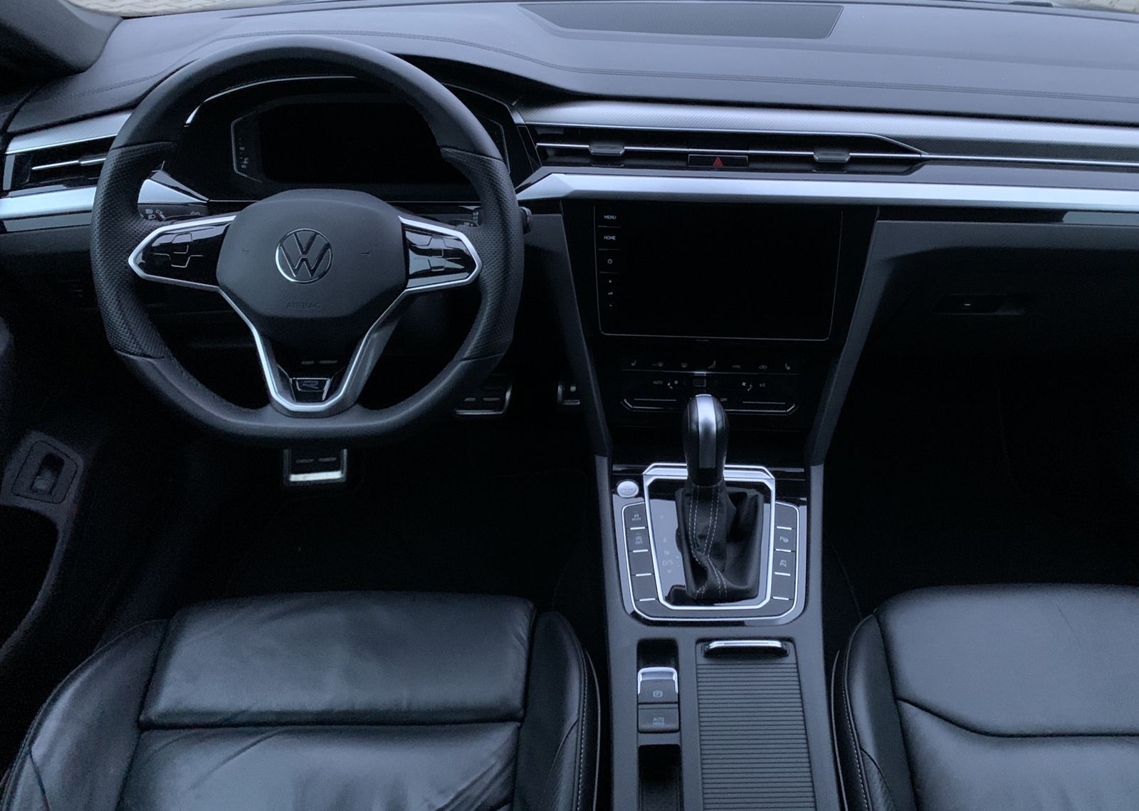 Fahrzeugabbildung Volkswagen Arteon Shooting Brake 2.0 TDI*R-Line*4Motion*AHK