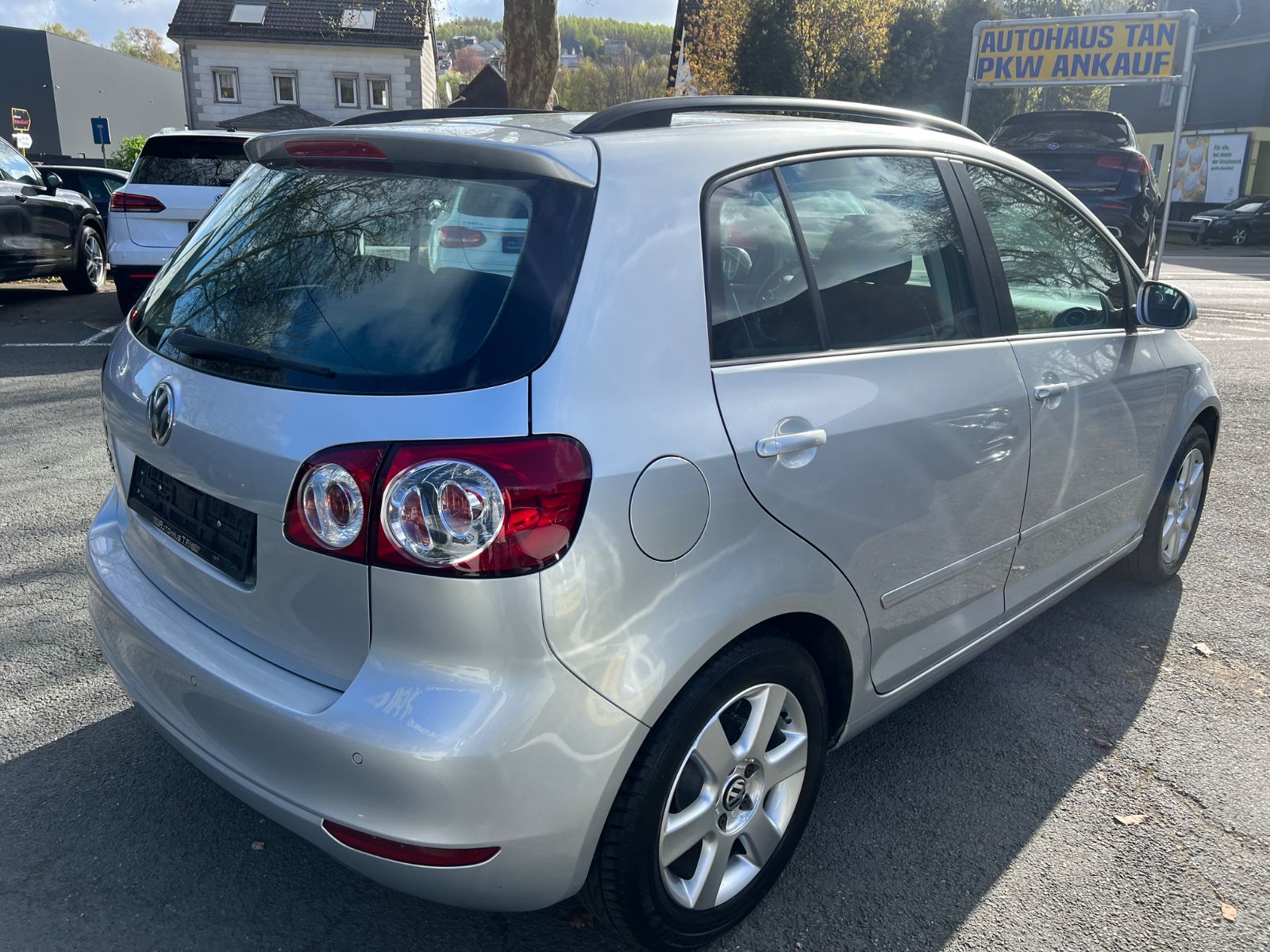 Fahrzeugabbildung Volkswagen Golf Plus 1.4 VI Comfortline *SCHECKHEFTGEPFLEGT