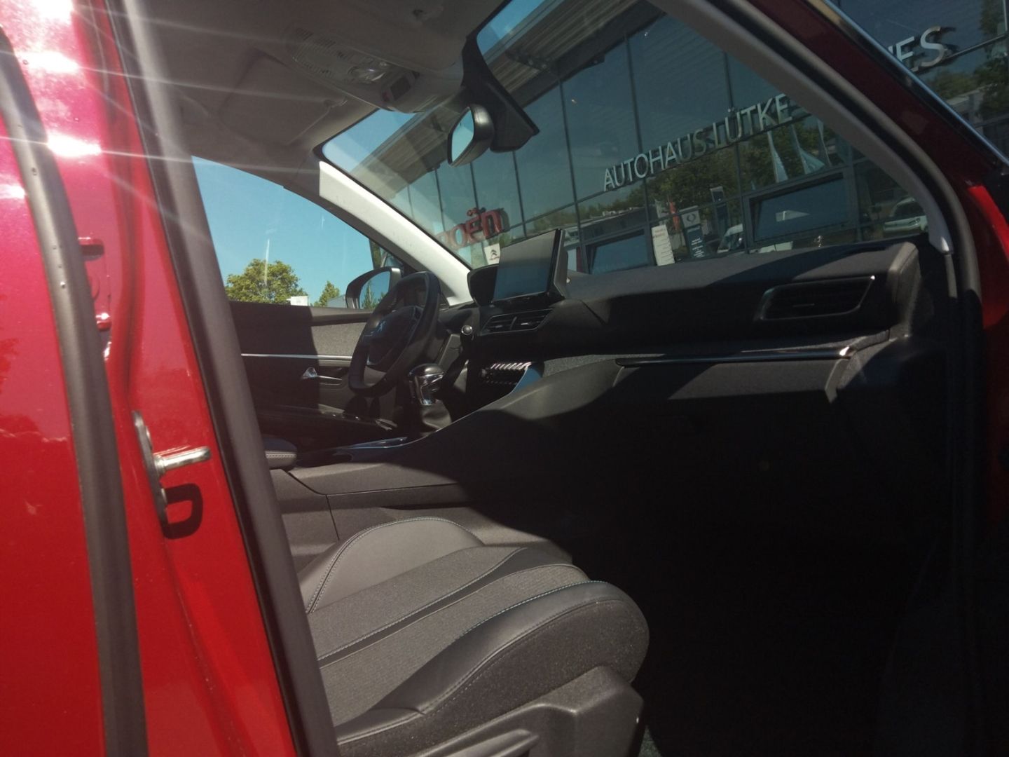 Fahrzeugabbildung Peugeot 5008 Allure Pack BlueHDi 130 Navi  360 Kamera