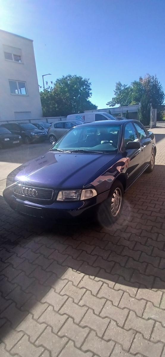 Audi A4 1.8 TÜV 06/26 Klima