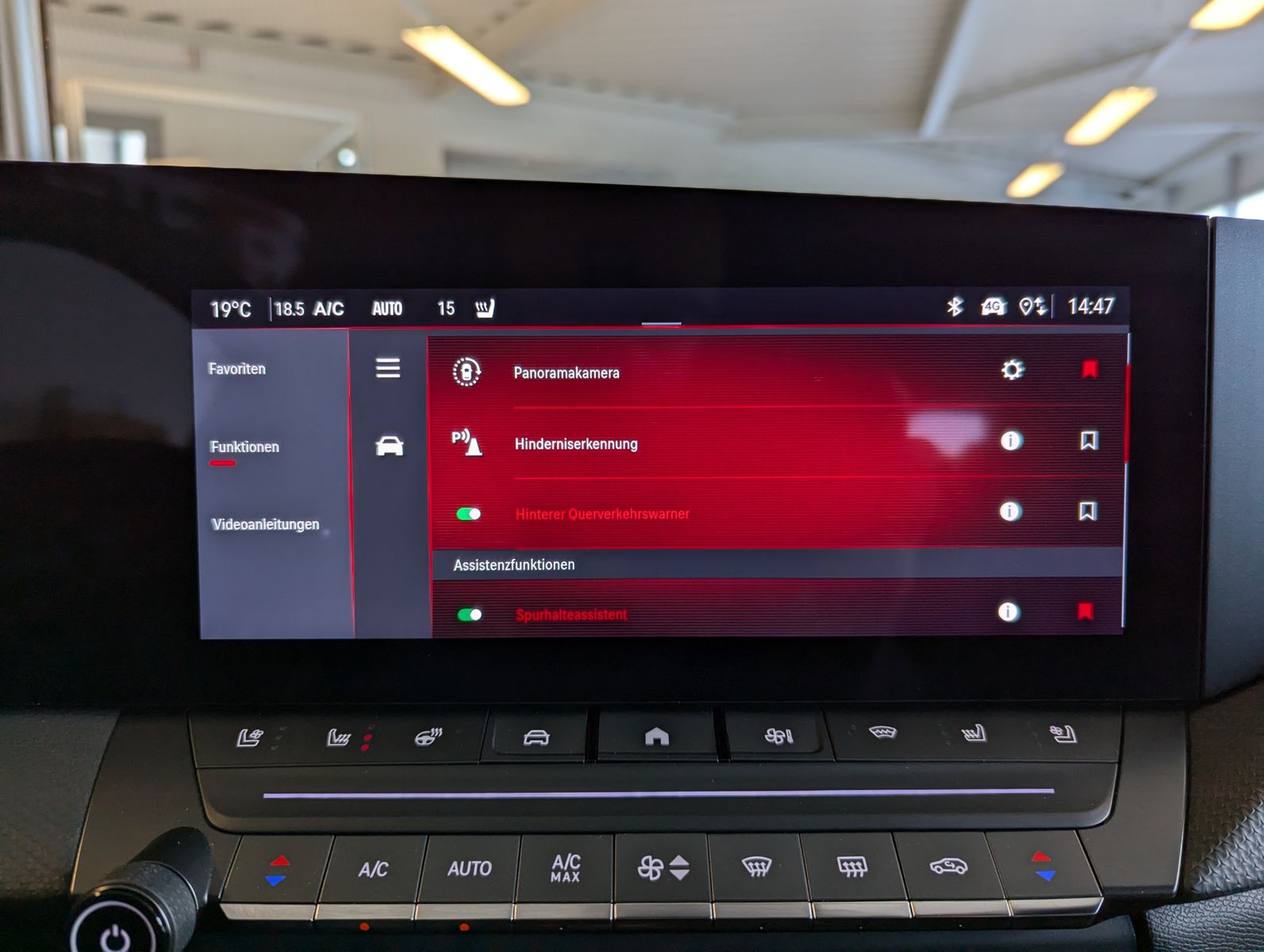 OPEL Astra 1.2 Ultimate Leder-Nappa Sitzlüft AHK Pano - Image 27