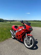 Yamaha FZR 600 3HE - YAMAHA FZR 600 3HE