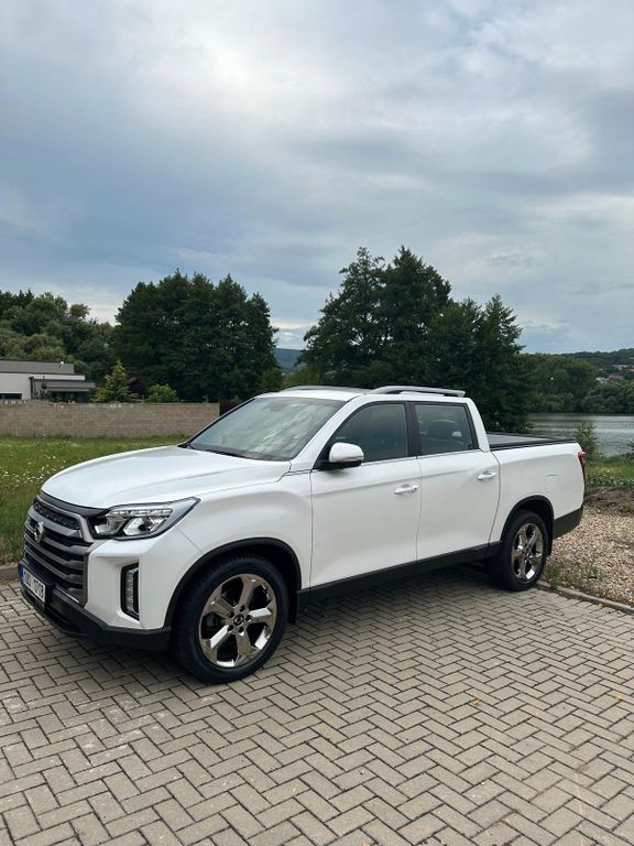 Image of Ssangyong MUSSO