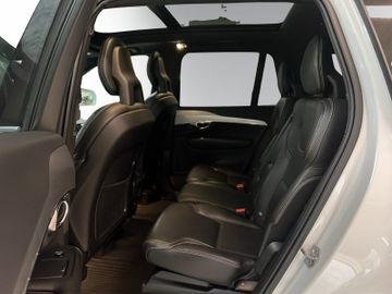 Bild 17 Volvo XC90 D5 Momentum AWD
