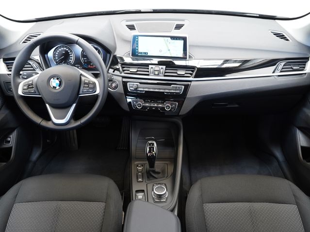 Fahrzeugabbildung BMW X1 xDrive 20 d Advantage LED/NAVI/AHK