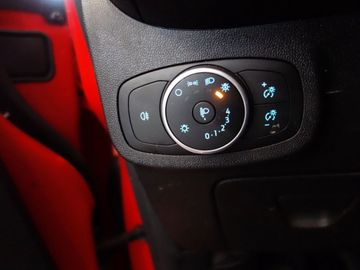 Bild 14 Ford Fiesta 1.1 63kW (86PS), Klima, SHZ, FHZ