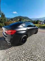 BMW X6 xDrive50i - M Sportpaket V8 foliert aus 2Hand - BMW X6 mit Benzin-Antrieb: Geländewagen, Automatik