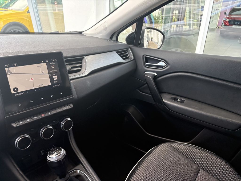 RENAULT Captur - Bild 5