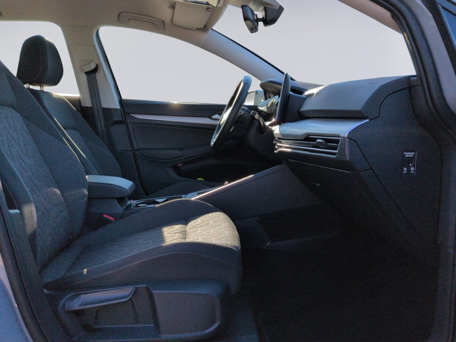 Golf VIII 1.5TSI DSG Life CLIMATRONIC+SHZ+KAMERA