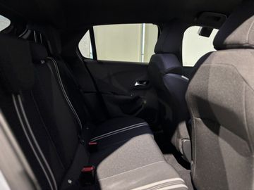 Fotografie 7 des Opel Corsa 1.2 Direct Injection Turbo Automatik GS