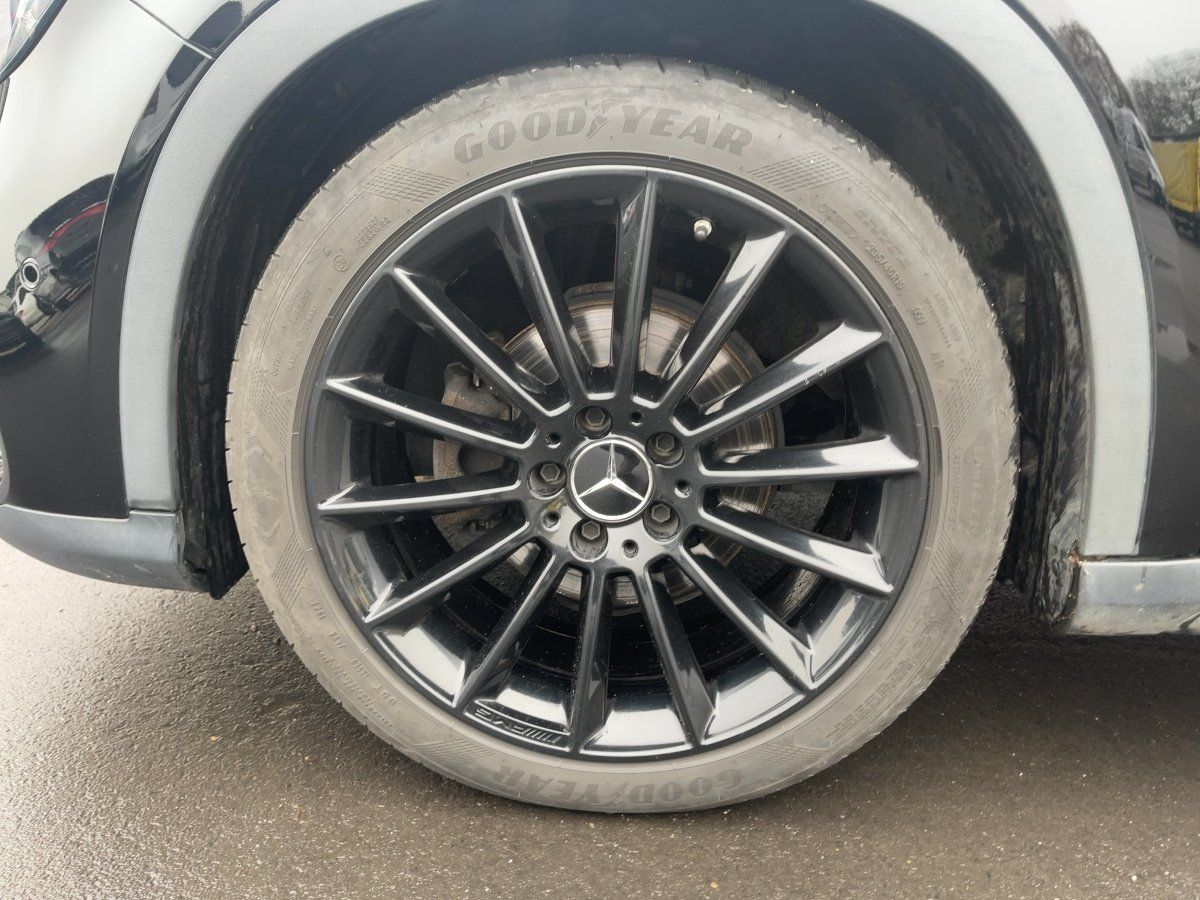 Fahrzeugabbildung Mercedes-Benz GLA 200 AMG/Night/Kamera/LED/AHK