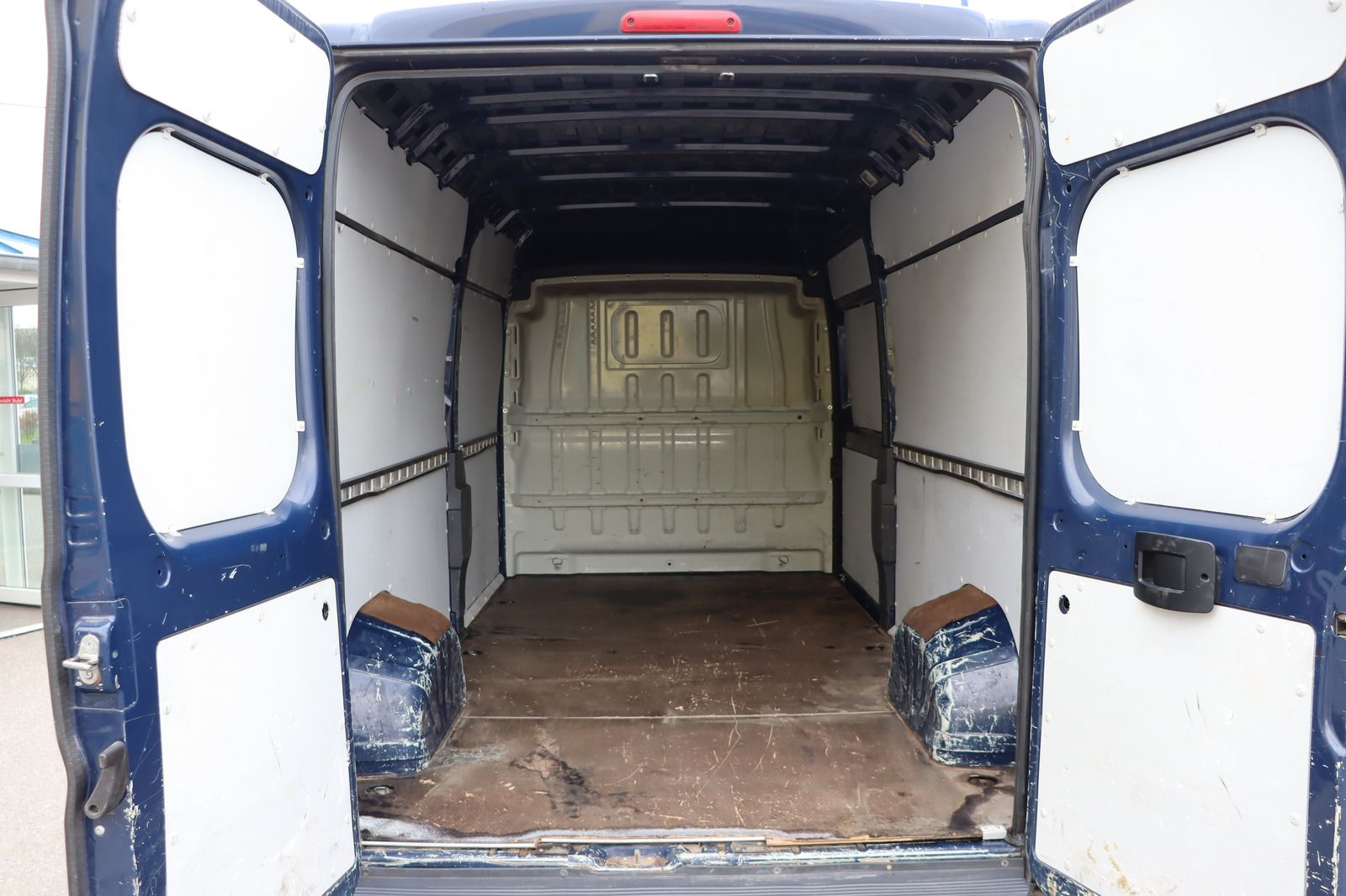 Fahrzeugabbildung Peugeot Boxer 2,2 HDi 110 Kasten L3 H2